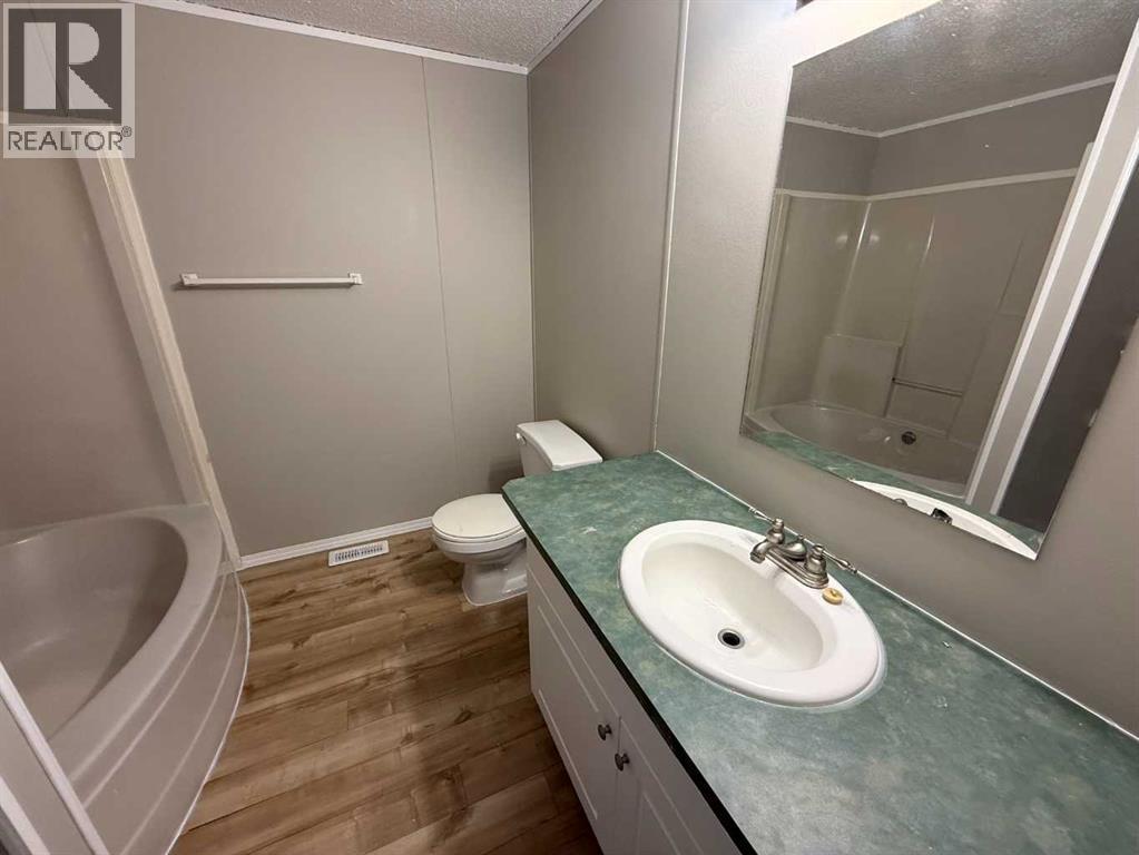 23, 133 Jarvis Street, Hinton, Alberta  T7V 1R3 - Photo 2 - A2279614