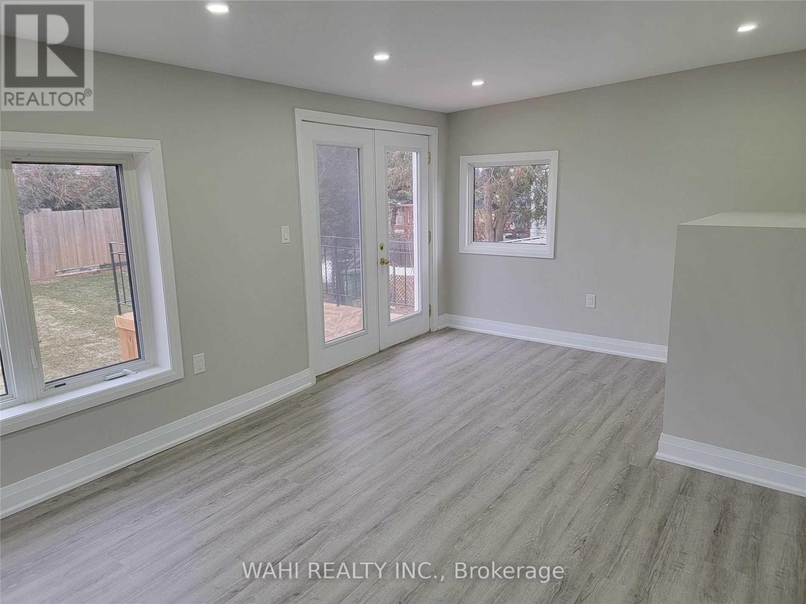 Upper - 108 Adair Avenue S, Hamilton, Ontario  L8K 3S5 - Photo 6 - X12701888