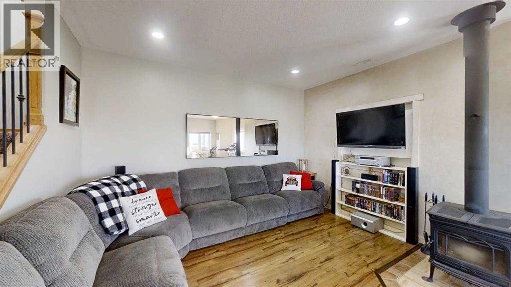 62072 Range Rd 215, Welling, Alberta  T0K 2N0 - Photo 26 - A2279711