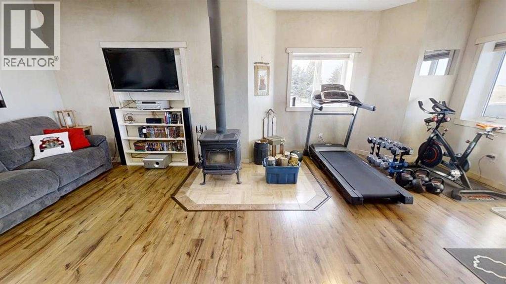 62072 Range Rd 215, Welling, Alberta  T0K 2N0 - Photo 25 - A2279711