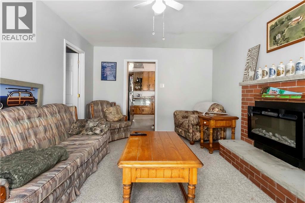 99 Dundas Street, Brantford, Ontario  N3R 1S4 - Photo 4 - 40776571