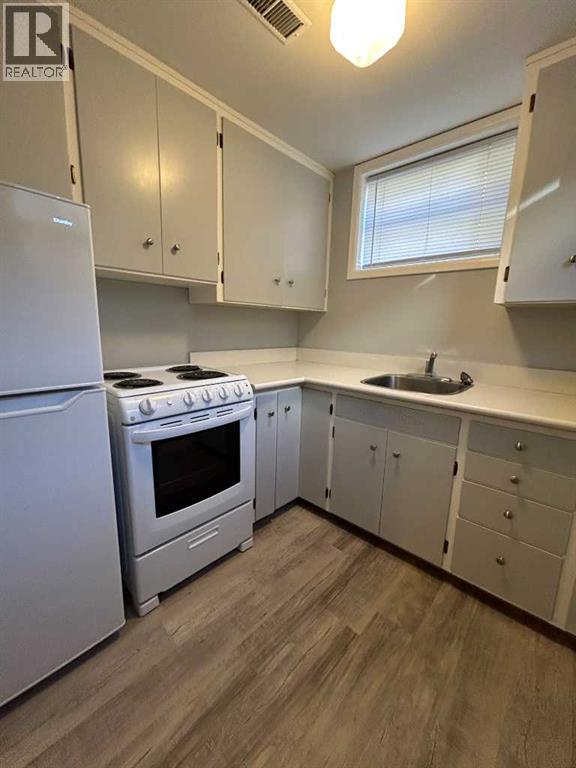 4516 46 Street, Camrose, Alberta  T4V 1G1 - Photo 14 - A2265289