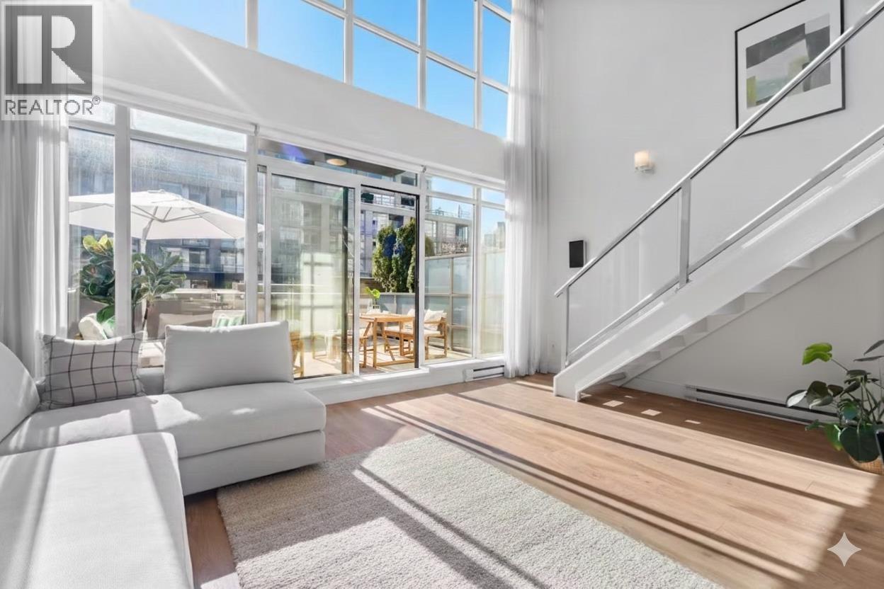 310 429 W 2nd Avenue, Vancouver, British Columbia  V5Y 1E3 - Photo 3 - R3066125