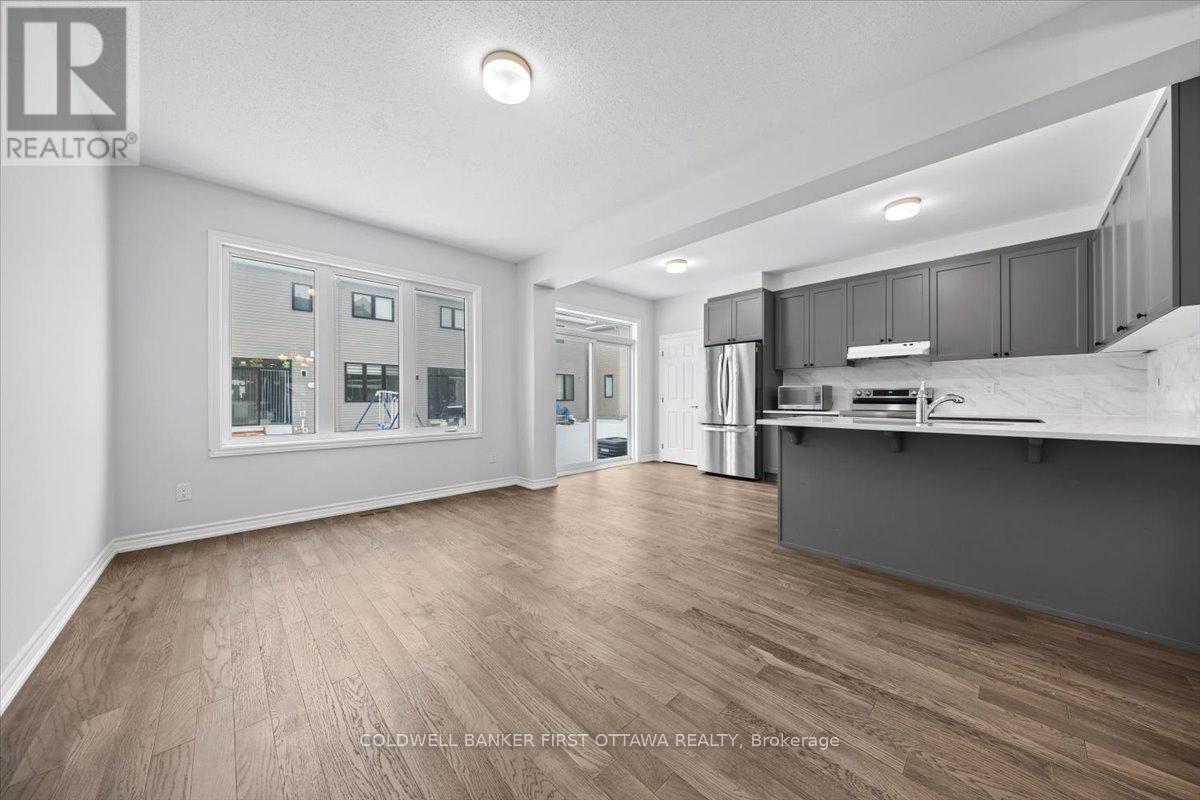 509 Flagstaff Drive, Ottawa, Ontario  K2J 6W1 - Photo 8 - X12701900