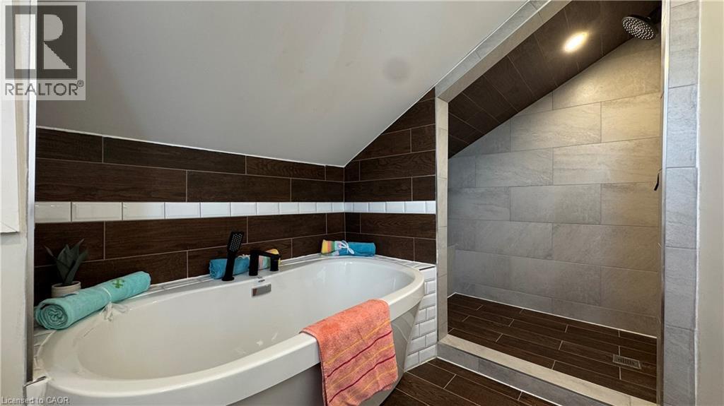 260 Wallace Avenue S, Welland, Ontario  L3B 1R6 - Photo 26 - 40797296