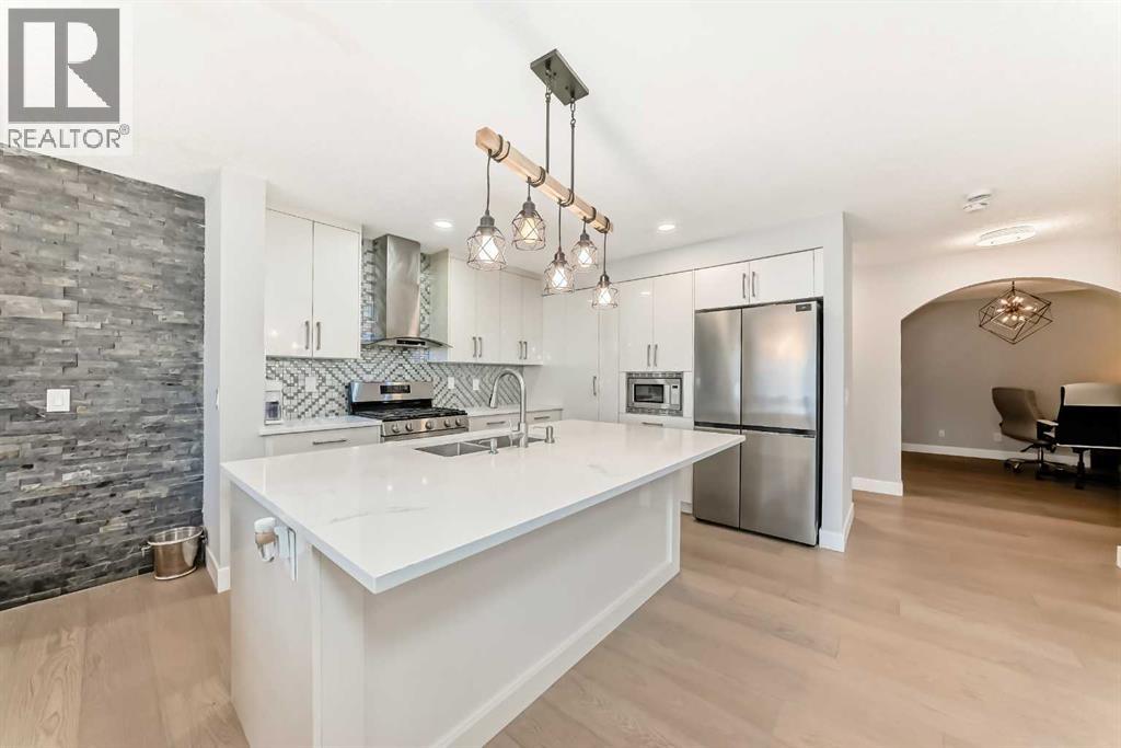 24 Copperfield Manor Se, Calgary, Alberta  T2Z 4R7 - Photo 6 - A2267157