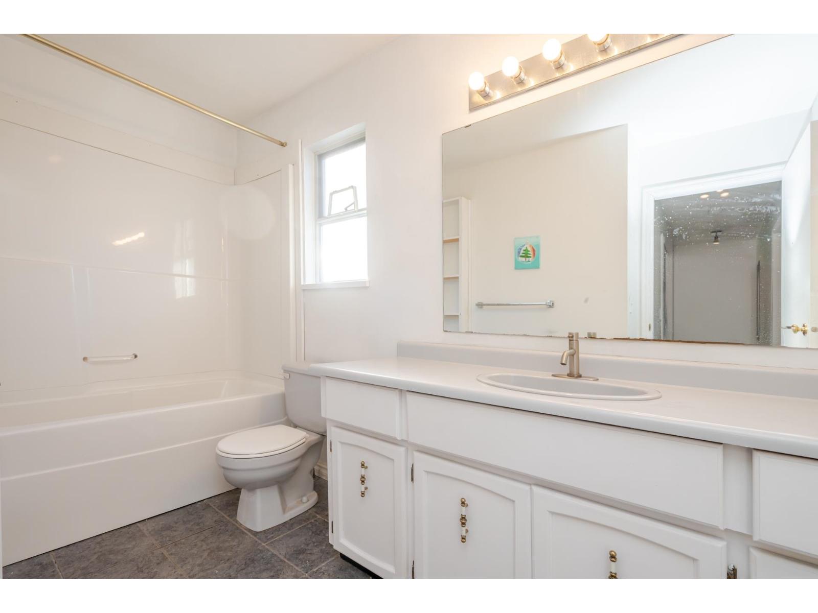 15688 93 Avenue, Surrey, British Columbia  V4N 3B2 - Photo 23 - R3075164