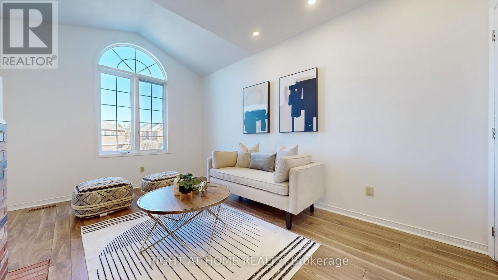 112 Creekwood Crescent, Whitby, Ontario  L1R 2K4 - Photo 10 - E12701910