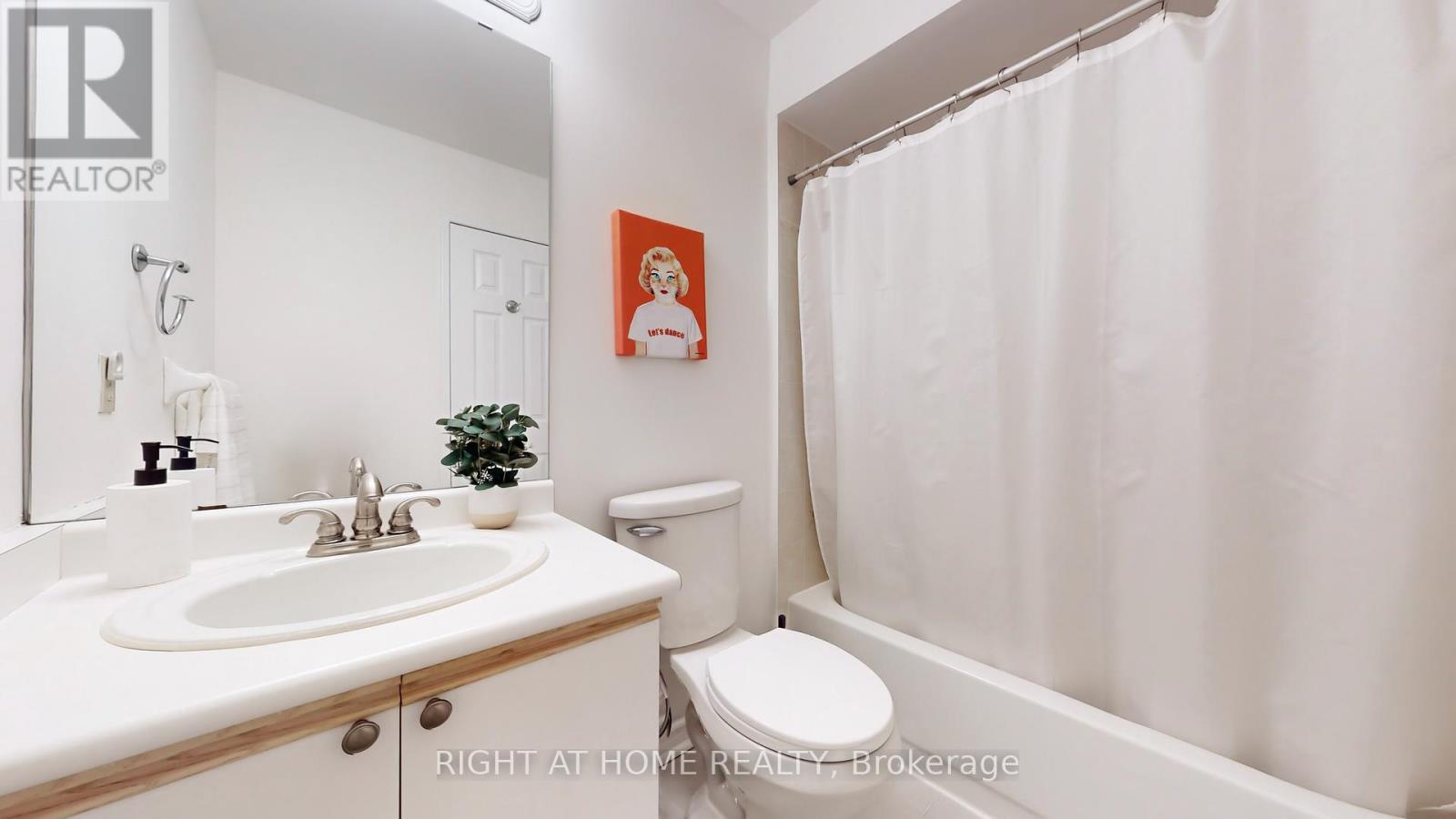 112 Creekwood Crescent, Whitby, Ontario  L1R 2K4 - Photo 13 - E12701910