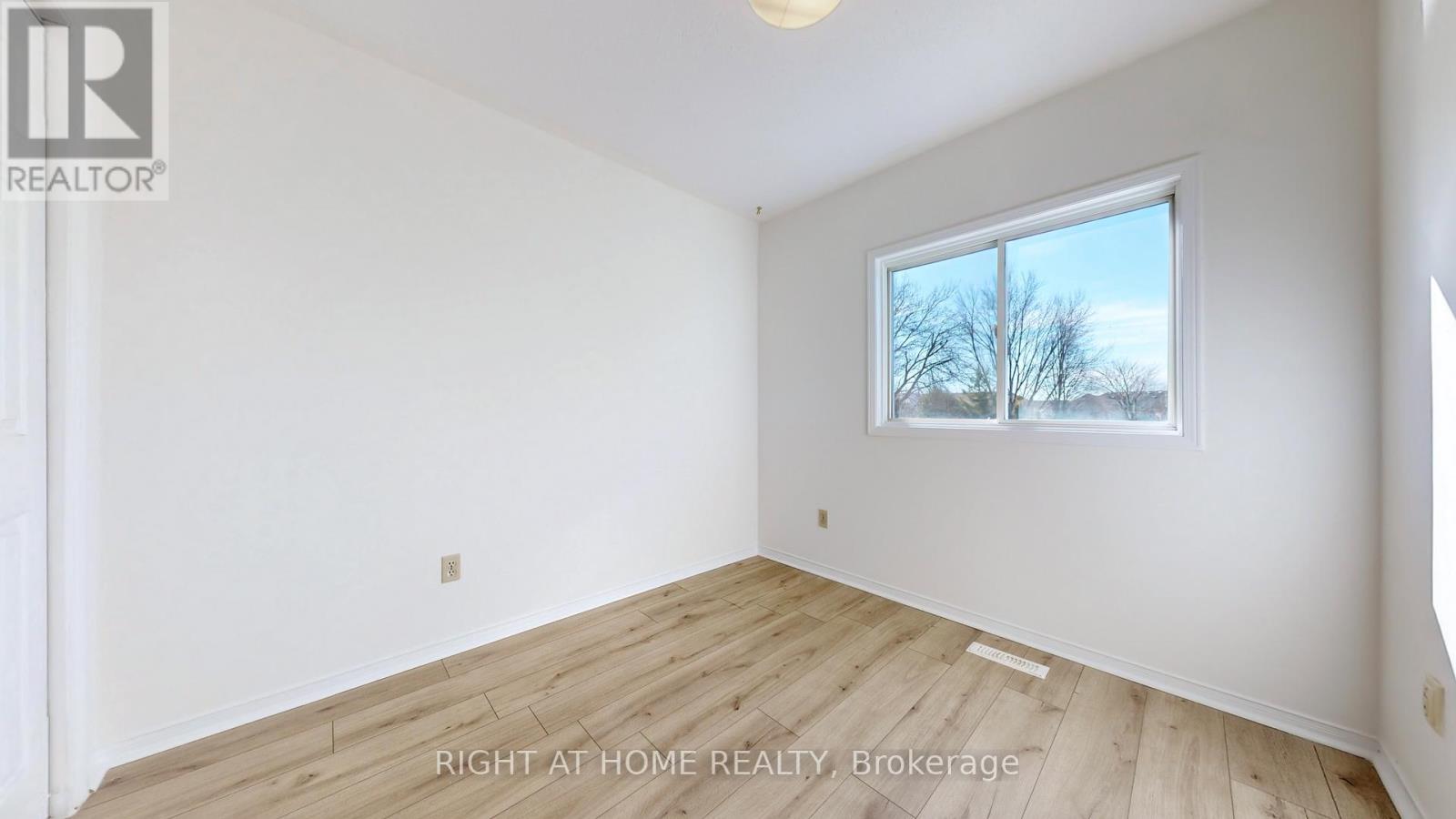 112 Creekwood Crescent, Whitby, Ontario  L1R 2K4 - Photo 18 - E12701910