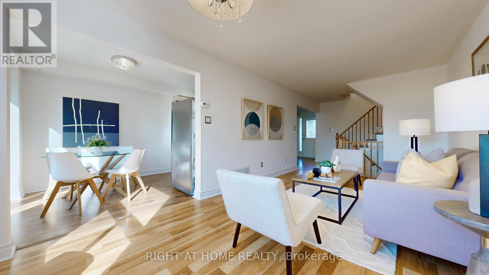 112 Creekwood Crescent, Whitby, Ontario  L1R 2K4 - Photo 4 - E12701910