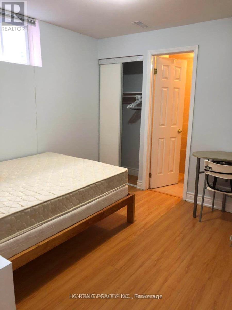 217 Milliken Meadows Drive, Markham, Ontario  L3R 0V9 - Photo 5 - N12701902