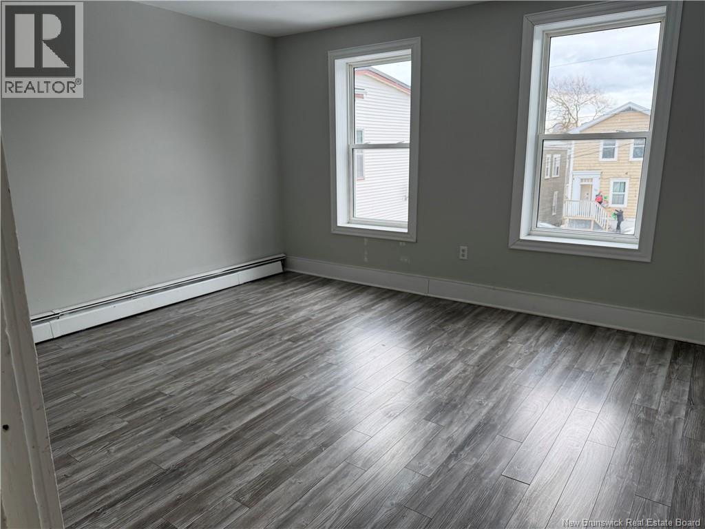 100-102 Guilford Street, Saint John, New Brunswick  E2M 1V6 - Photo 6 - NB132187