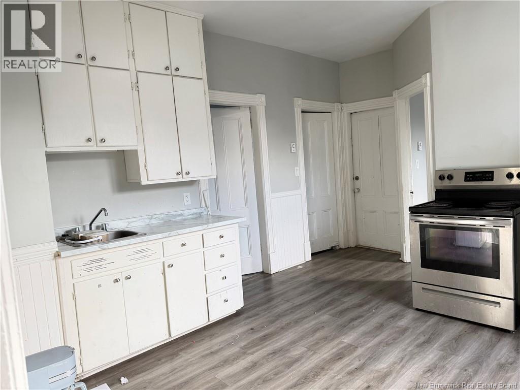 100-102 Guilford Street, Saint John, New Brunswick  E2M 1V6 - Photo 10 - NB132187