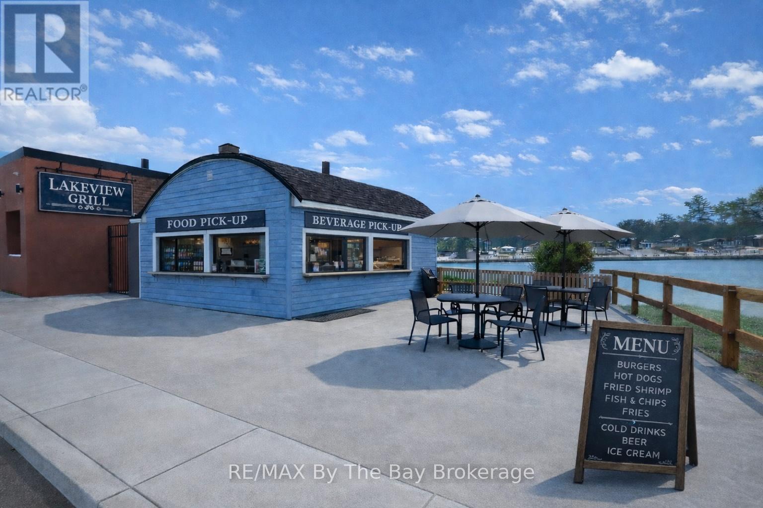 35 MOSLEY STREET, wasaga beach, Ontario