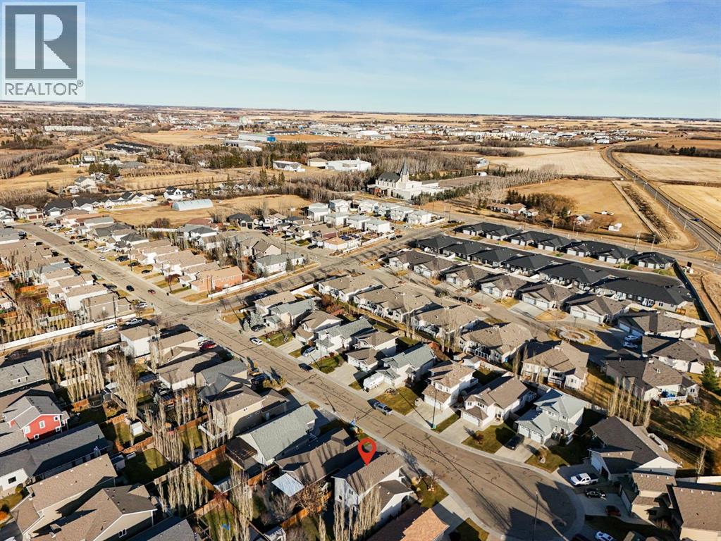 3308 51 Streetclose, Camrose, Alberta  T4V 4B3 - Photo 7 - A2276772