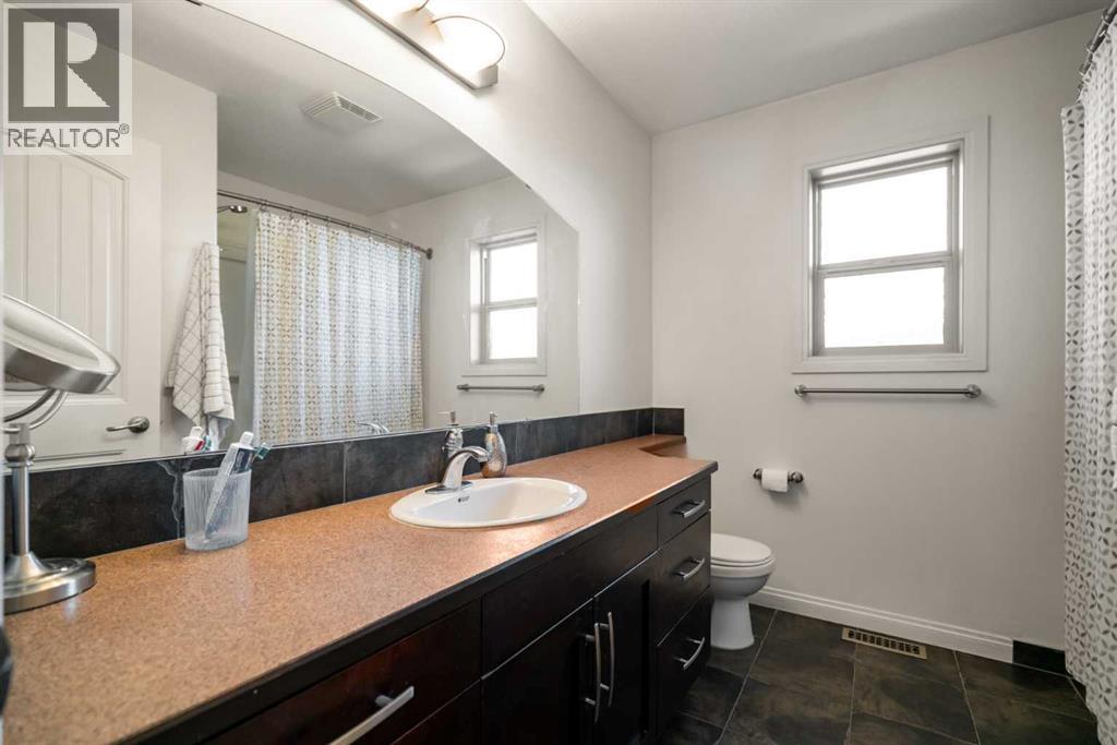 3308 51 Streetclose, Camrose, Alberta  T4V 4B3 - Photo 22 - A2276772