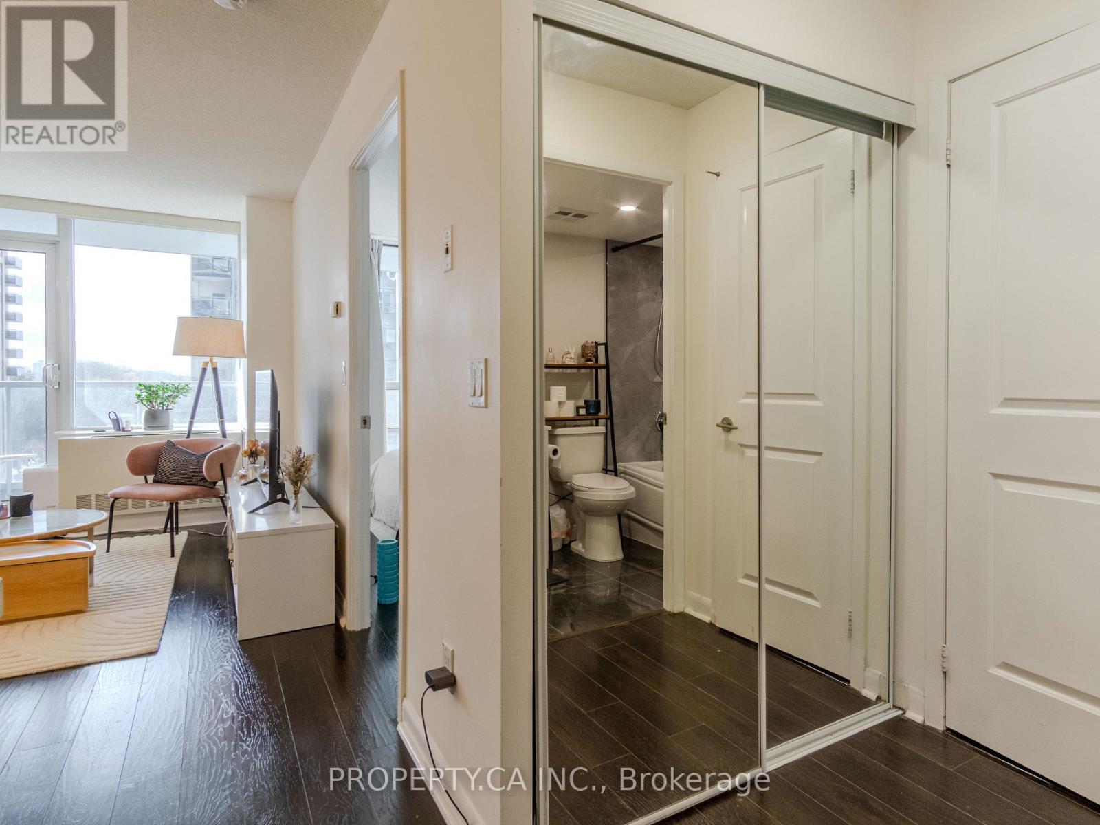 1006 - 4978 Yonge Street, Toronto, Ontario  M2N 7G8 - Photo 13 - C12701916