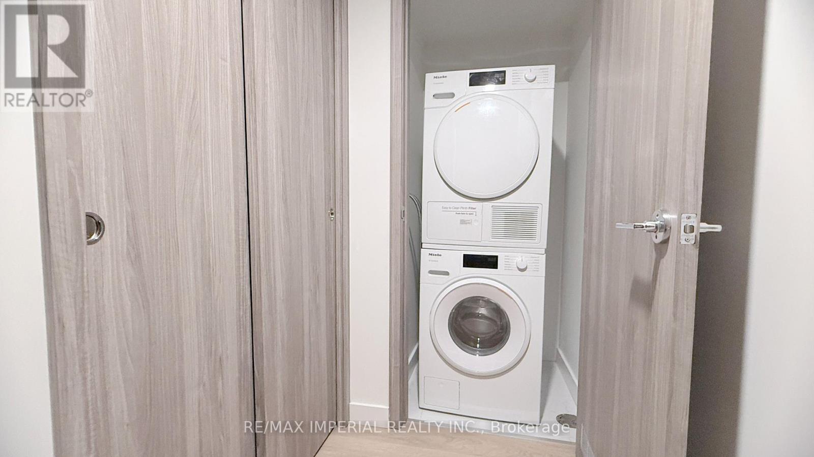 606 - 1 Concord Cityplace Way, Toronto, Ontario  M5V 0X3 - Photo 3 - C12701918