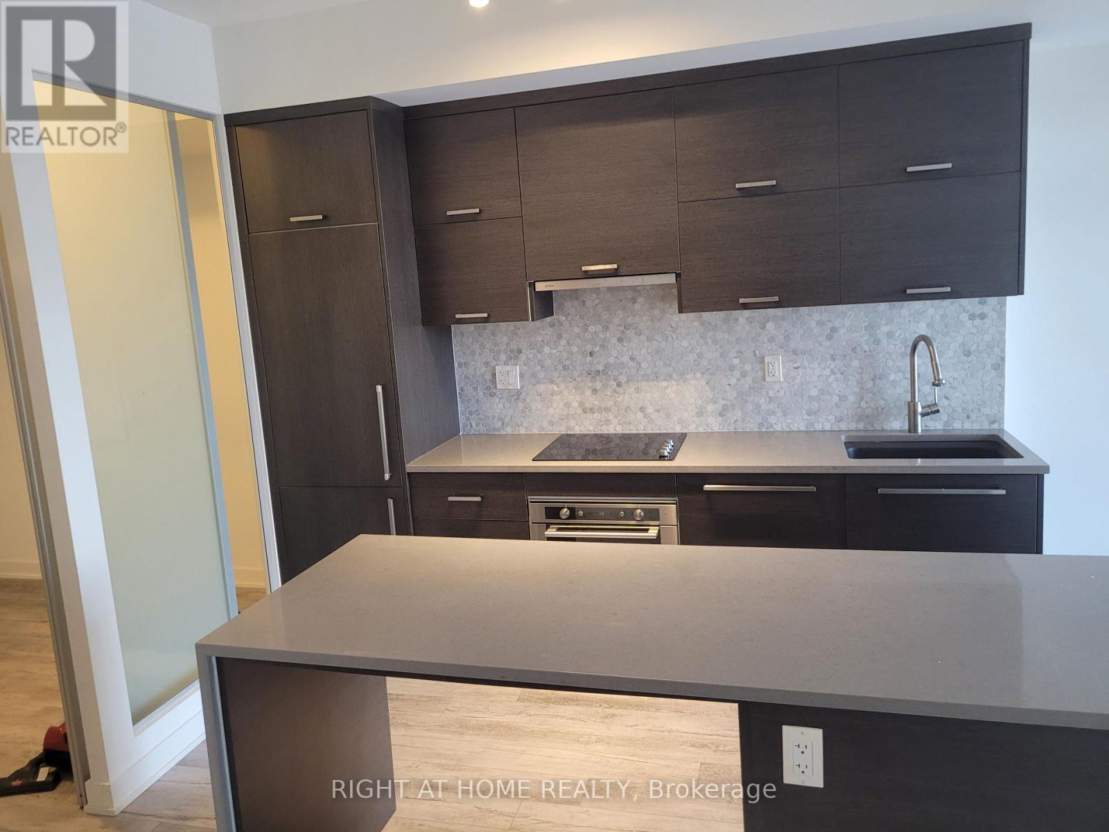 712 - 106 Dovercourt Road, Toronto, Ontario  M6J 1J1 - Photo 8 - C12701926