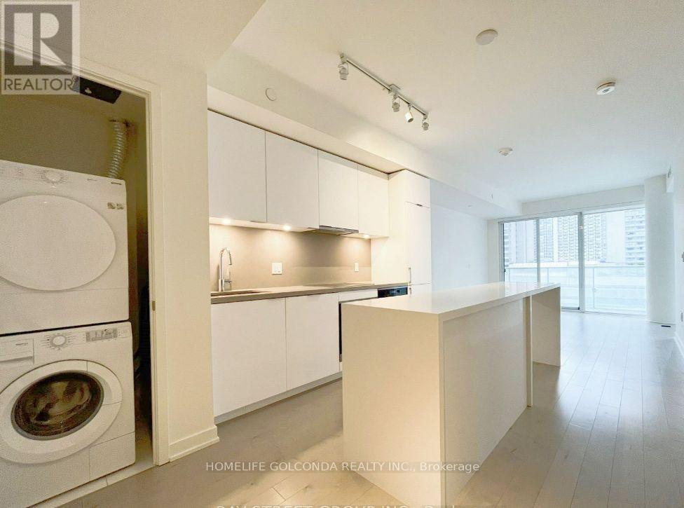 719 - 15 Queens Quay E, Toronto, Ontario  M5E 0C5 - Photo 6 - C12701936