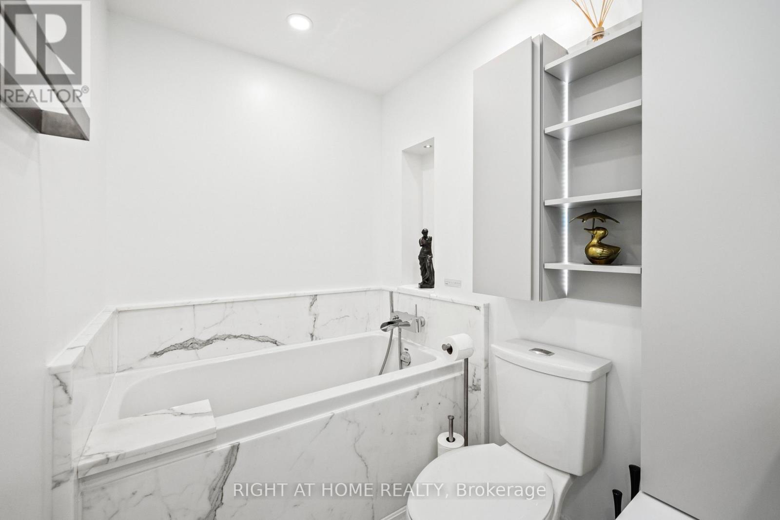 1402 - 168 King St East Street, Toronto, Ontario  M5A 4S4 - Photo 23 - C12701944