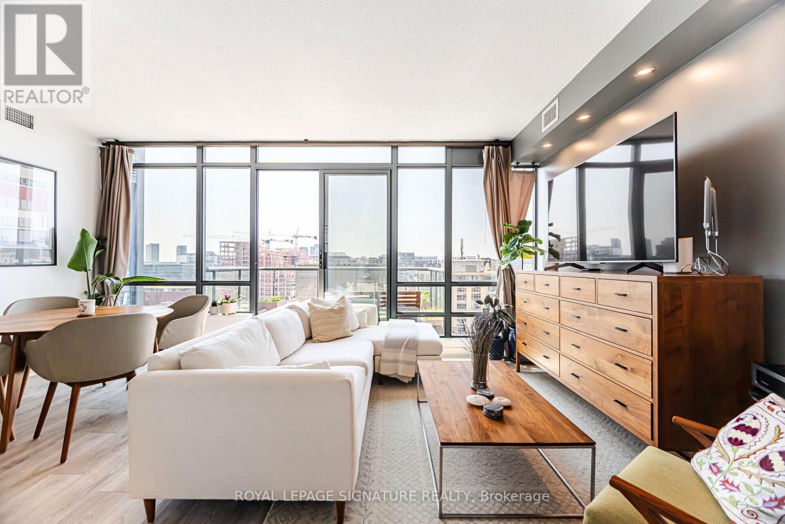 1405 - 438 KING STREET W, Toronto, Ontario