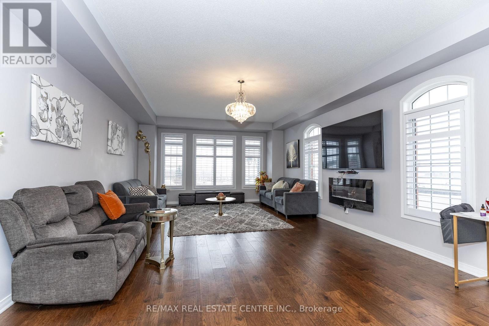 10 Harper Hill Drive, Ajax, Ontario  L1Z 0P9 - Photo 15 - E12701948