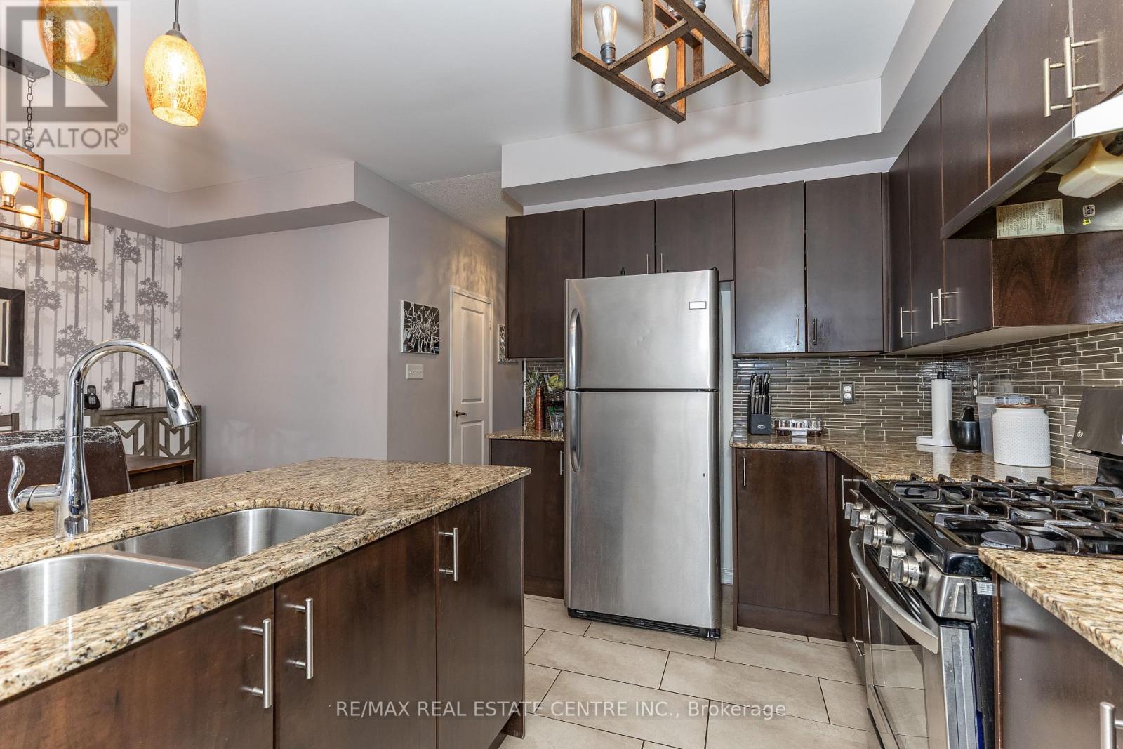 10 Harper Hill Drive, Ajax, Ontario  L1Z 0P9 - Photo 27 - E12701948