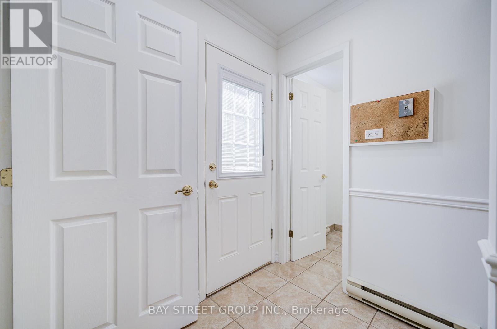 214 William Roe Boulevard, Newmarket, Ontario  L3Y 1B5 - Photo 20 - N12701924