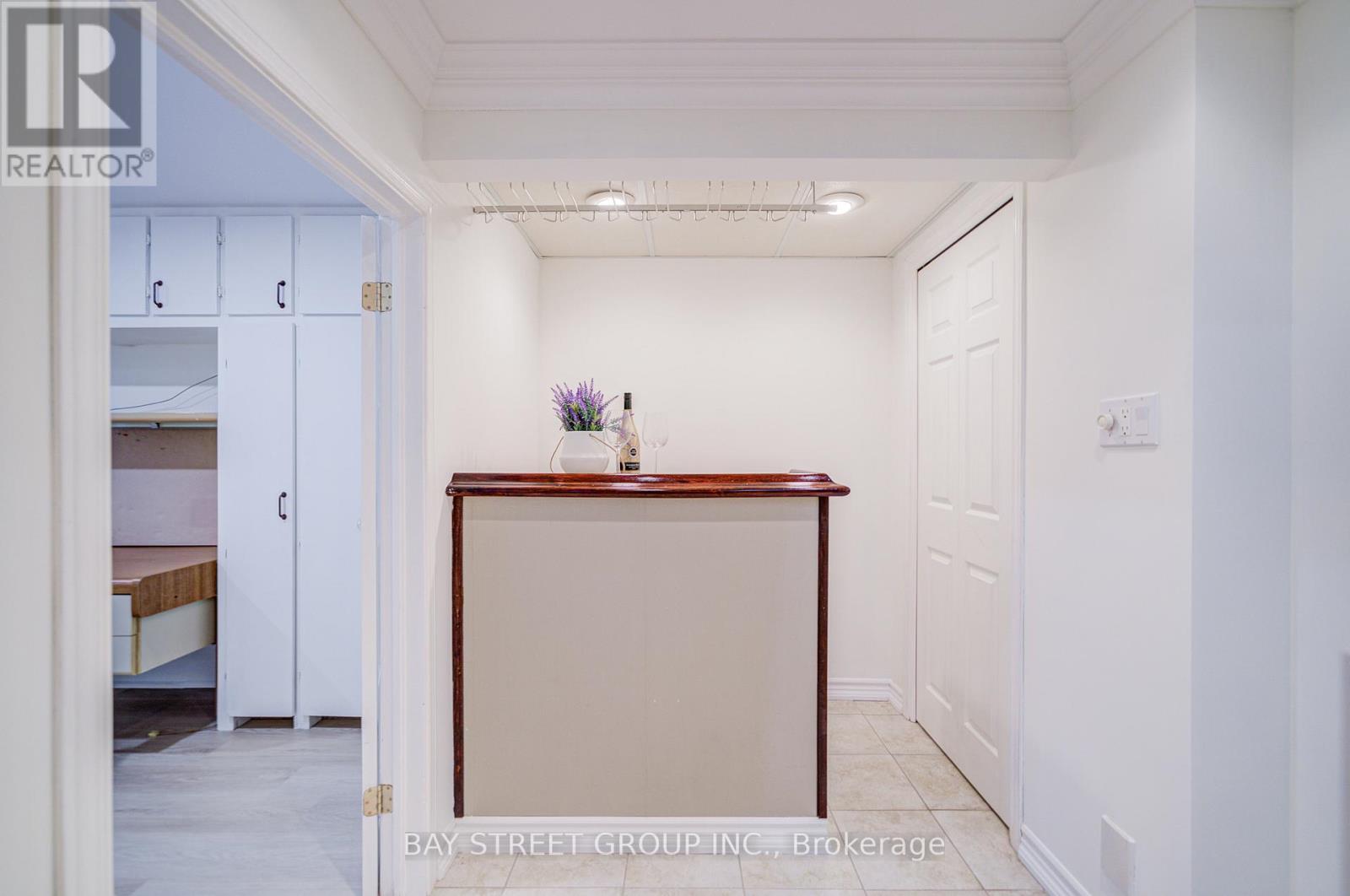 214 William Roe Boulevard, Newmarket, Ontario  L3Y 1B5 - Photo 38 - N12701924