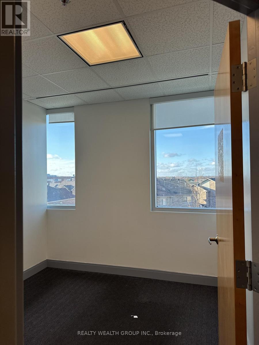 309 - 2250 Bovaird Drive E, Brampton, Ontario  L6R 0W3 - Photo 11 - W12701930