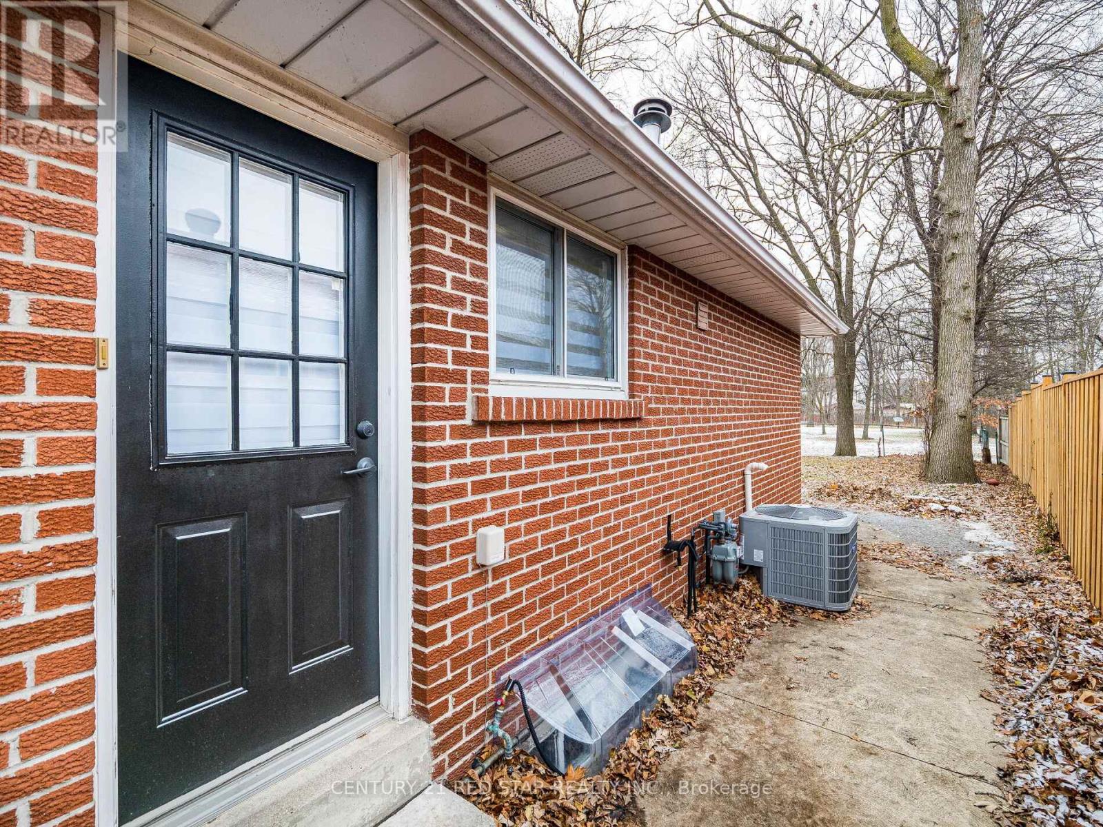 25 Devonshire Drive, Brampton, Ontario  L6T 3G5 - Photo 35 - W12701950