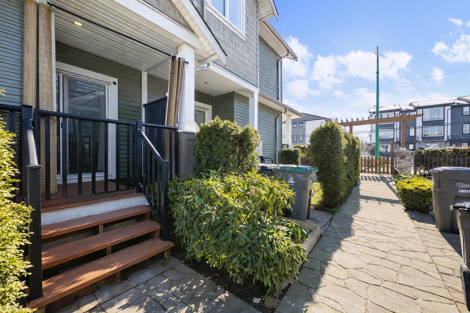 1 19299 72 Avenue, Surrey, British Columbia  V4N 5Y3 - Photo 4 - R3079723