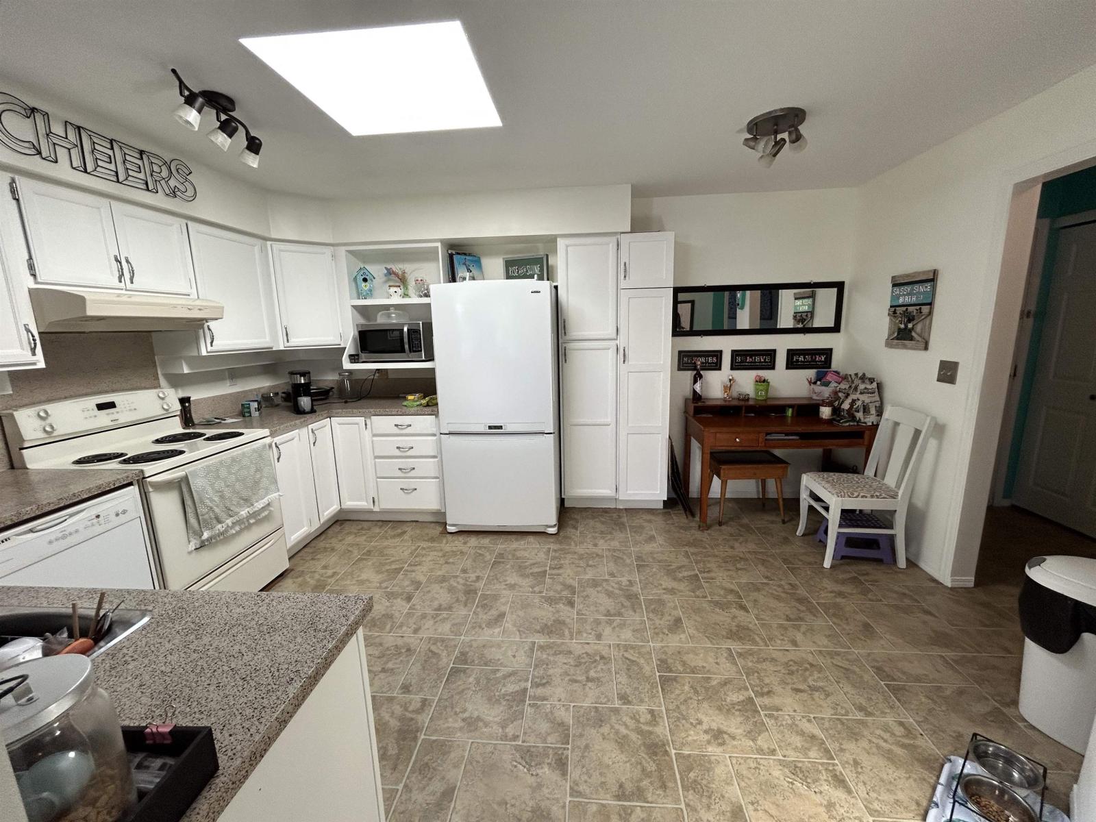 305 9295 122 Street, Surrey, British Columbia  V3V 4L4 - Photo 12 - R3079890