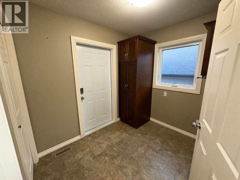565 Edinburgh Road W, Lethbridge, Alberta  T1J 4E2 - Photo 20 - A2279704