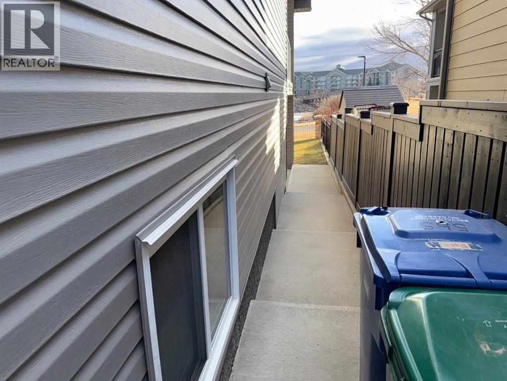 565 Edinburgh Road W, Lethbridge, Alberta  T1J 4E2 - Photo 7 - A2279704