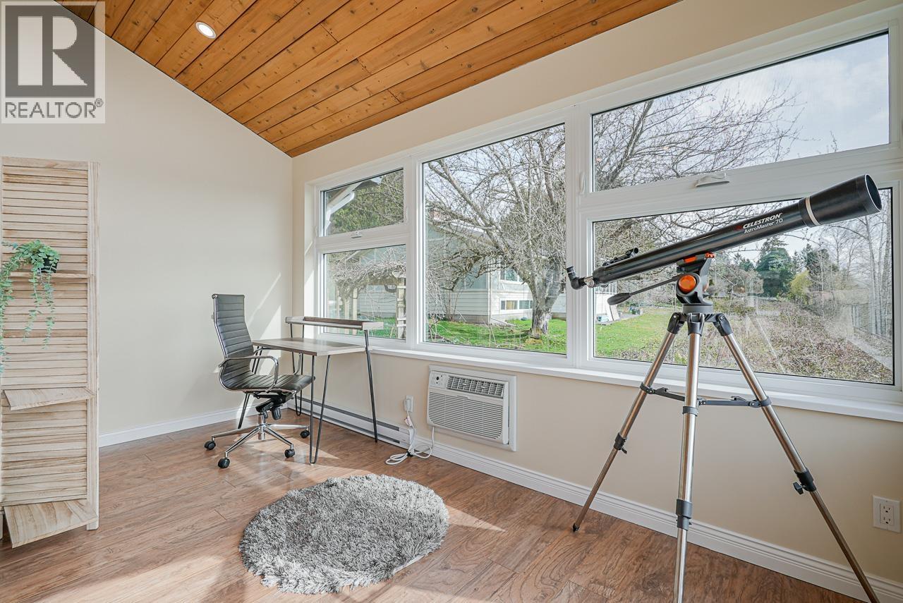 11502 Wood Street, Maple Ridge, British Columbia  V2X 4Z9 - Photo 4 - R3077936