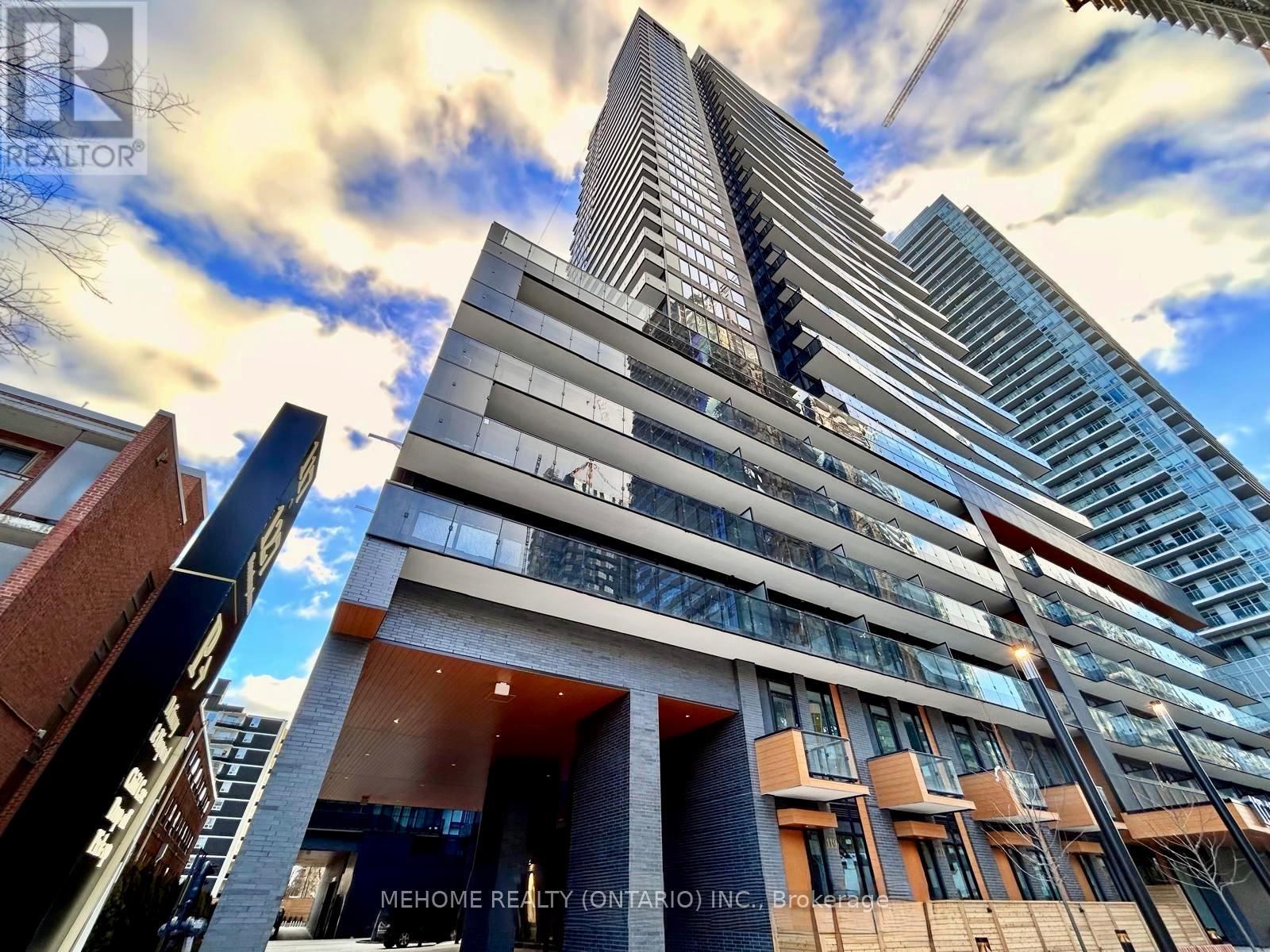 708 - 127 BROADWAY AVENUE, Toronto, Ontario