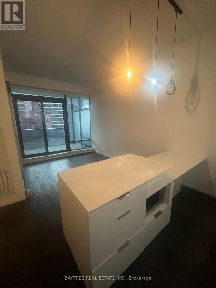 2606 - 5 St. Joseph Street, Toronto, Ontario  M4Y 1Z3 - Photo 4 - C12701976