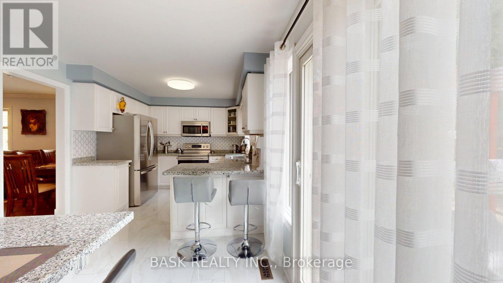 51 Harvest Moon Drive, Caledon, Ontario  L7E 2L2 - Photo 15 - W12701958