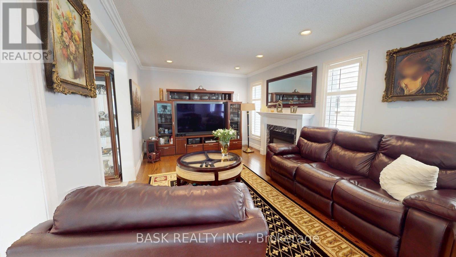 51 Harvest Moon Drive, Caledon, Ontario  L7E 2L2 - Photo 6 - W12701958