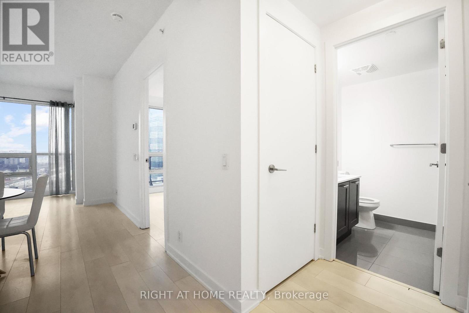 3106 - 2220 Lakeshore Boulevard W, Toronto, Ontario  M8V 0C1 - Photo 7 - W12701960