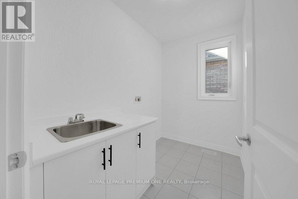 32 James Walker Avenue, Caledon, Ontario  L7C 0H1 - Photo 19 - W12701964