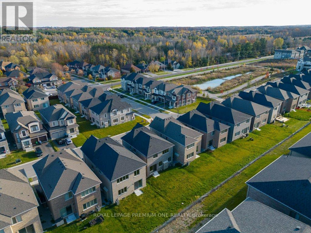 32 James Walker Avenue, Caledon, Ontario  L7C 0H1 - Photo 21 - W12701964