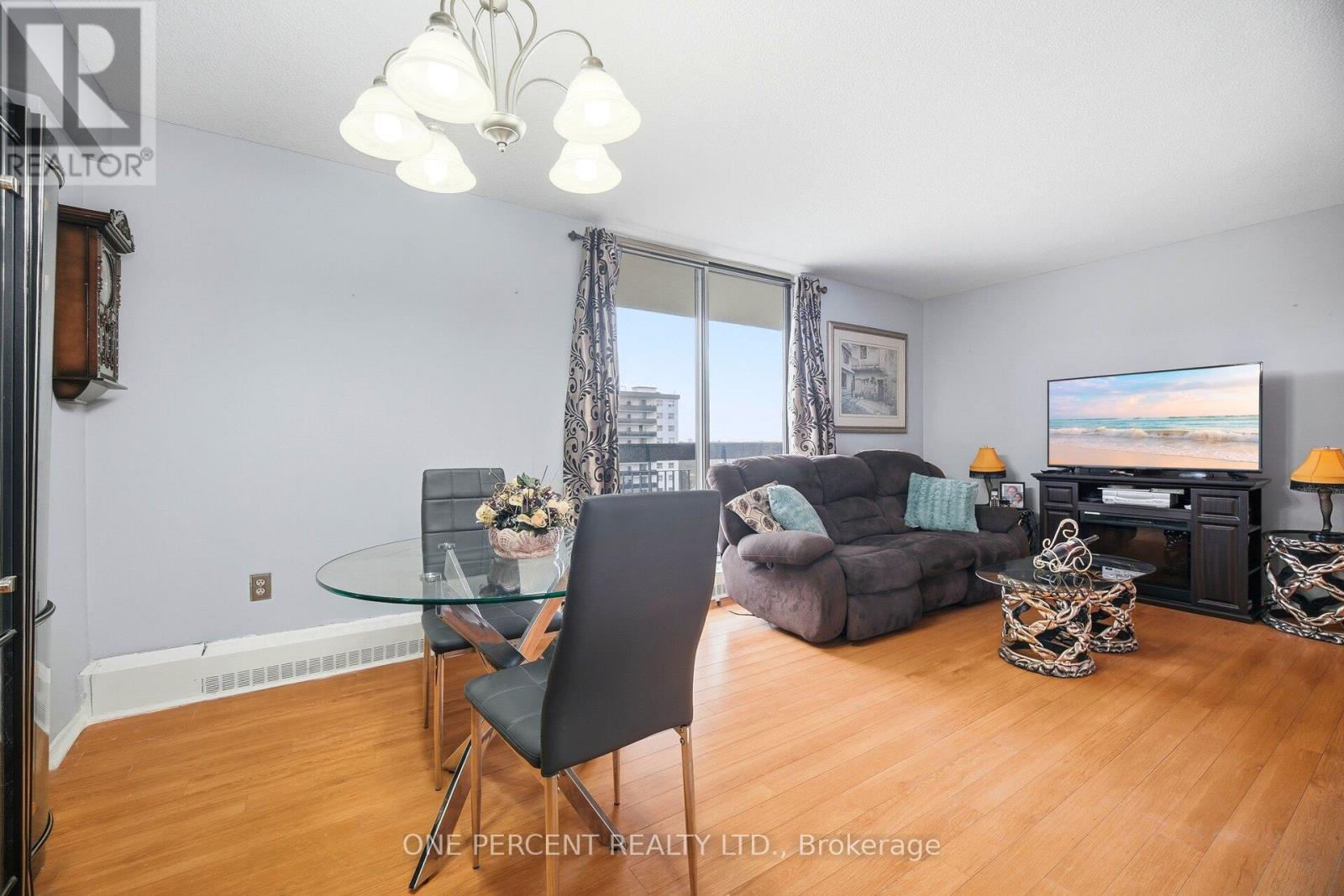 #1110 - 1100 Caven Street, Mississauga, Ontario  L5G 4N3 - Photo 16 - W12701966