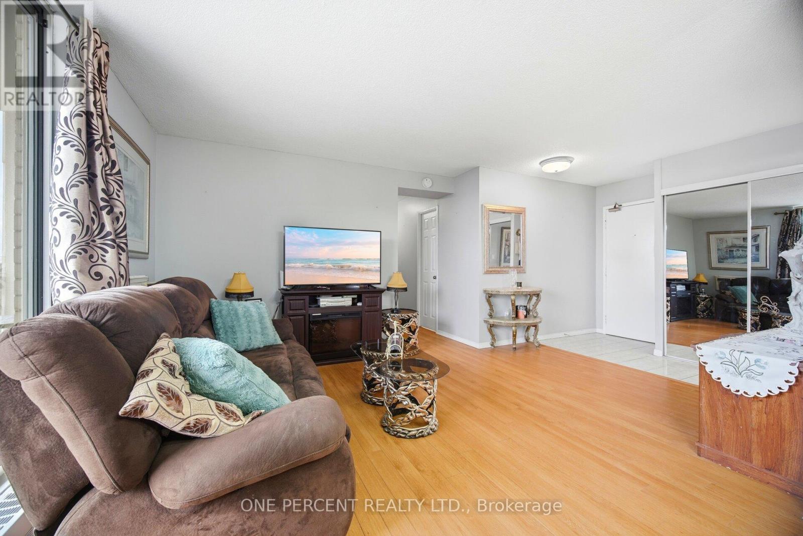 #1110 - 1100 Caven Street, Mississauga, Ontario  L5G 4N3 - Photo 19 - W12701966