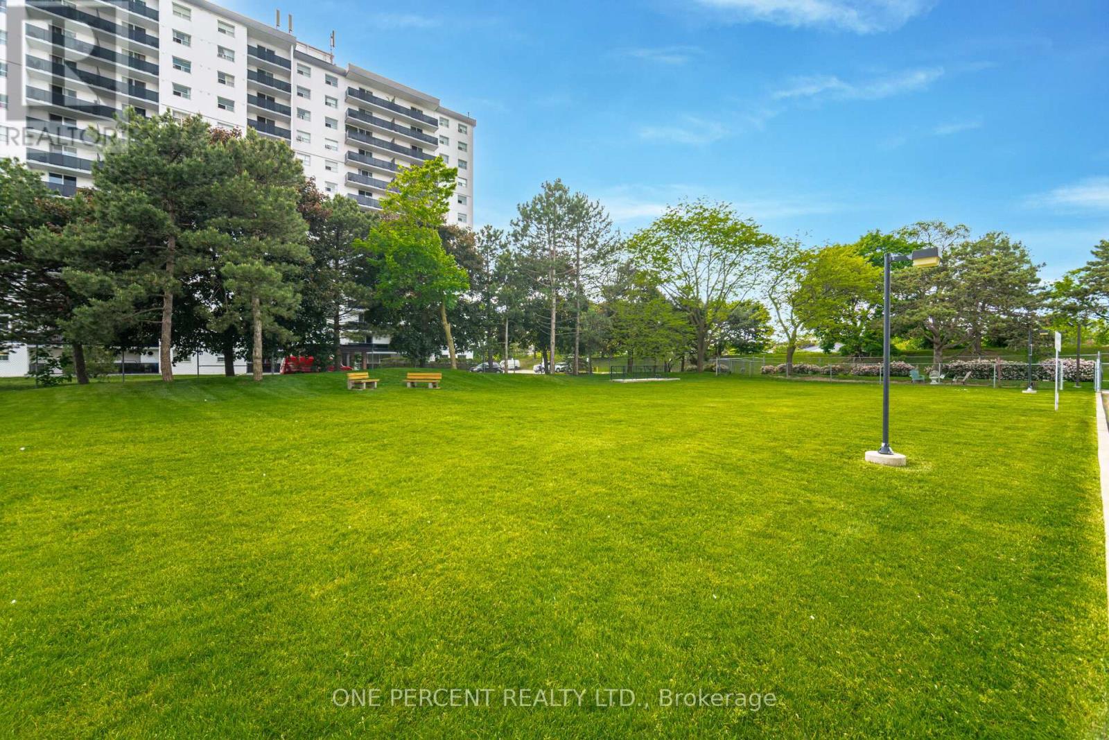 #1110 - 1100 Caven Street, Mississauga, Ontario  L5G 4N3 - Photo 47 - W12701966