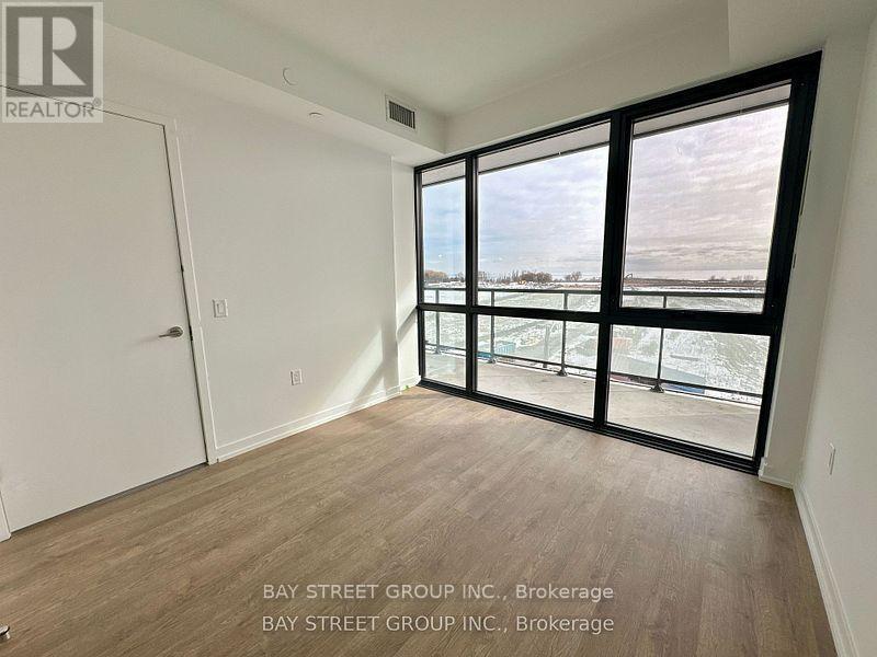 216 - 251 Masonry Way, Mississauga, Ontario  L3H 0B8 - Photo 7 - W12701972