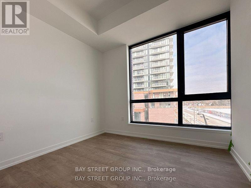 216 - 251 Masonry Way, Mississauga, Ontario  L3H 0B8 - Photo 9 - W12701972